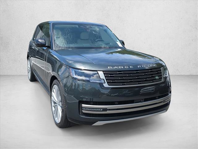 New 2025 Land Rover Range Rover Long Wheelbase SE image 3