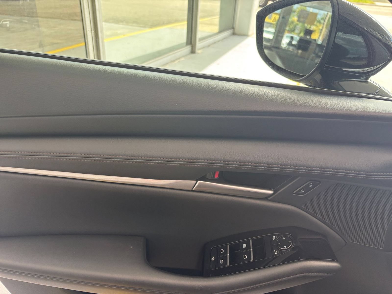 Used 2026 MAZDA MAZDA3 s FWD image 18
