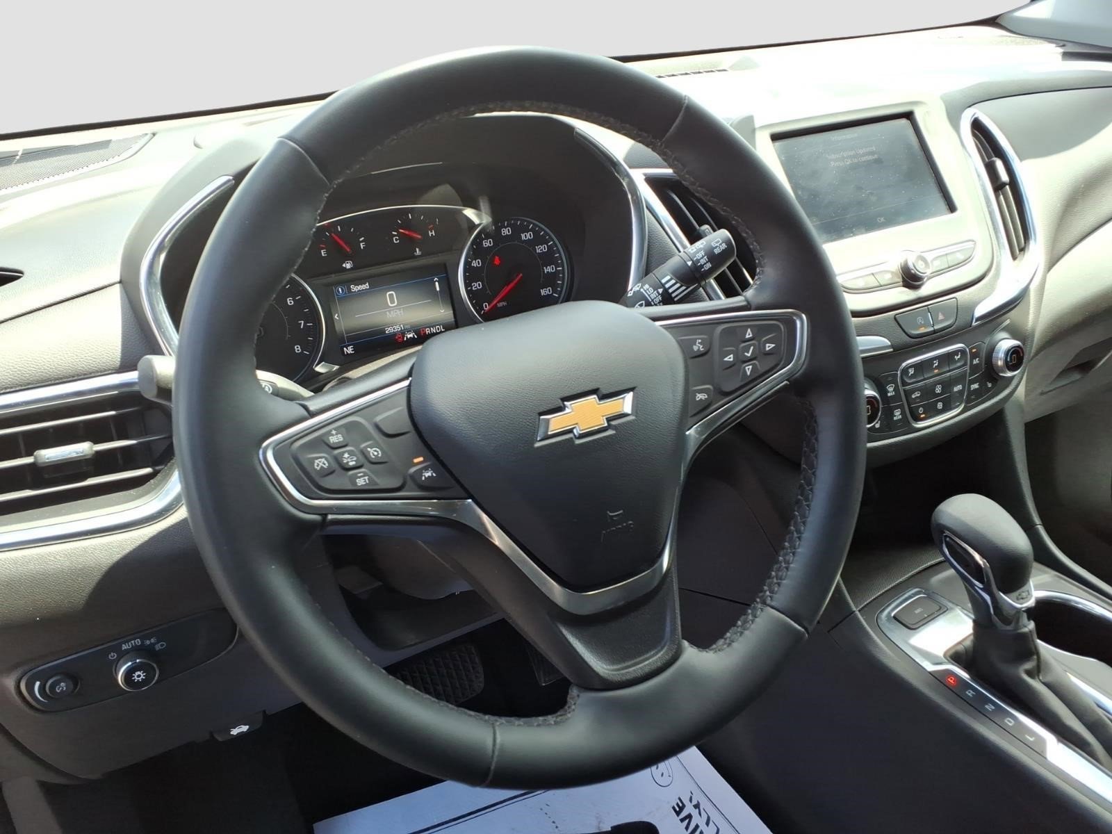 Used 2024 Chevrolet Equinox LT AWD/4WD image 12