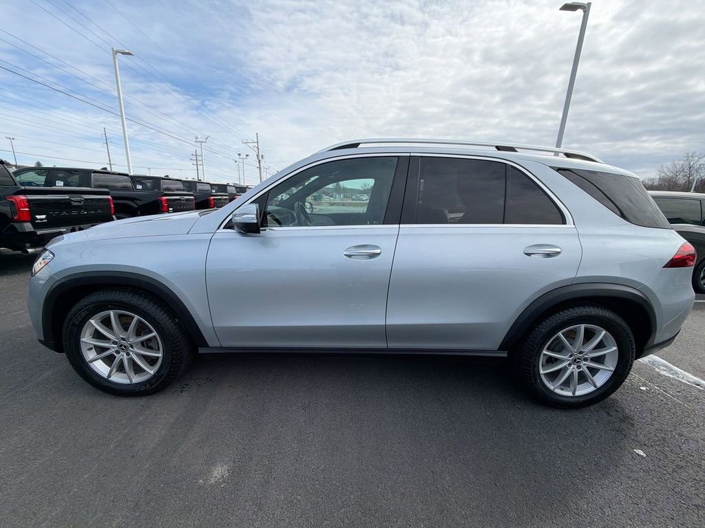 Used 2025 Mercedes-Benz GLE 350 4MATIC image 5