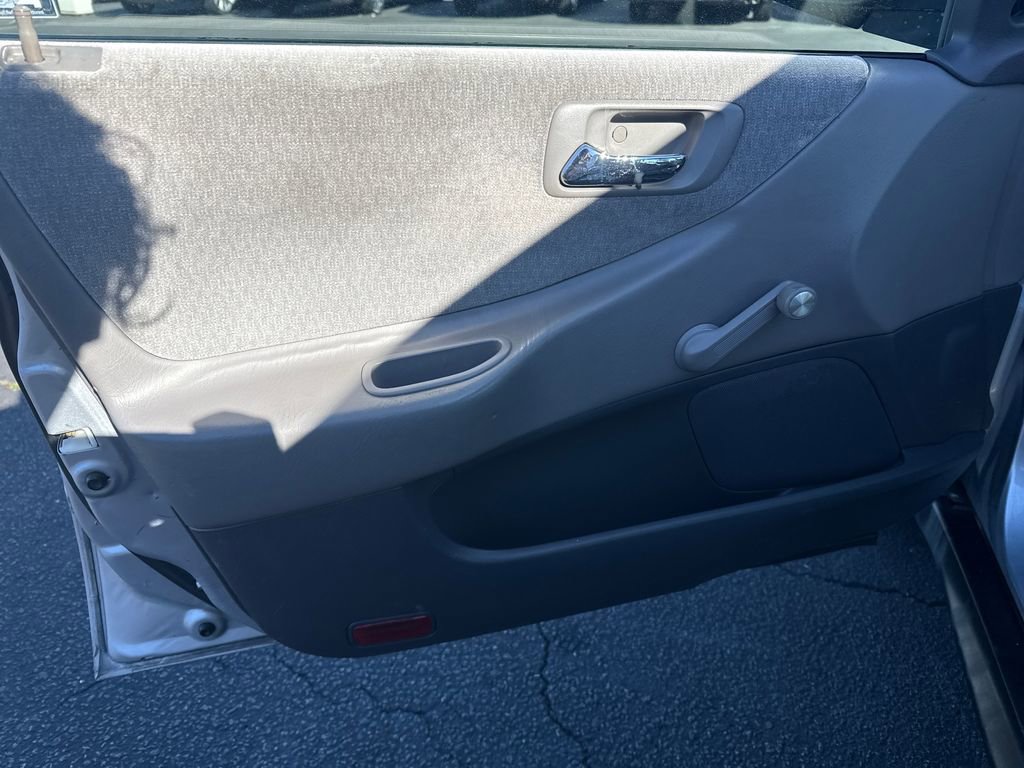 Used 2002 Honda Accord VP image 11