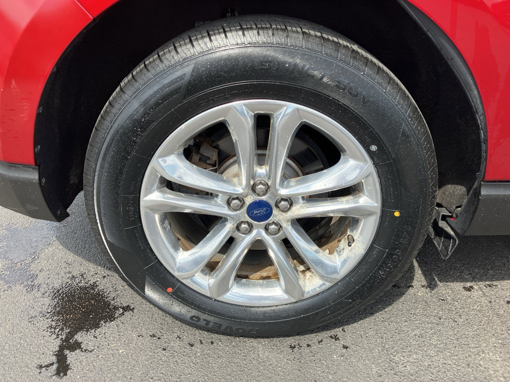 Used 2015 Ford Edge SEL w/ Equipment Group 201A image 9