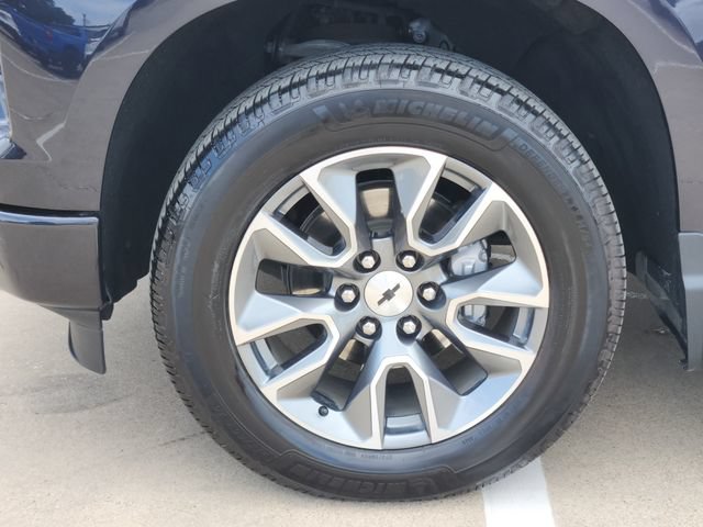 Used 2023 Chevrolet Silverado 1500 RST RWD image 17