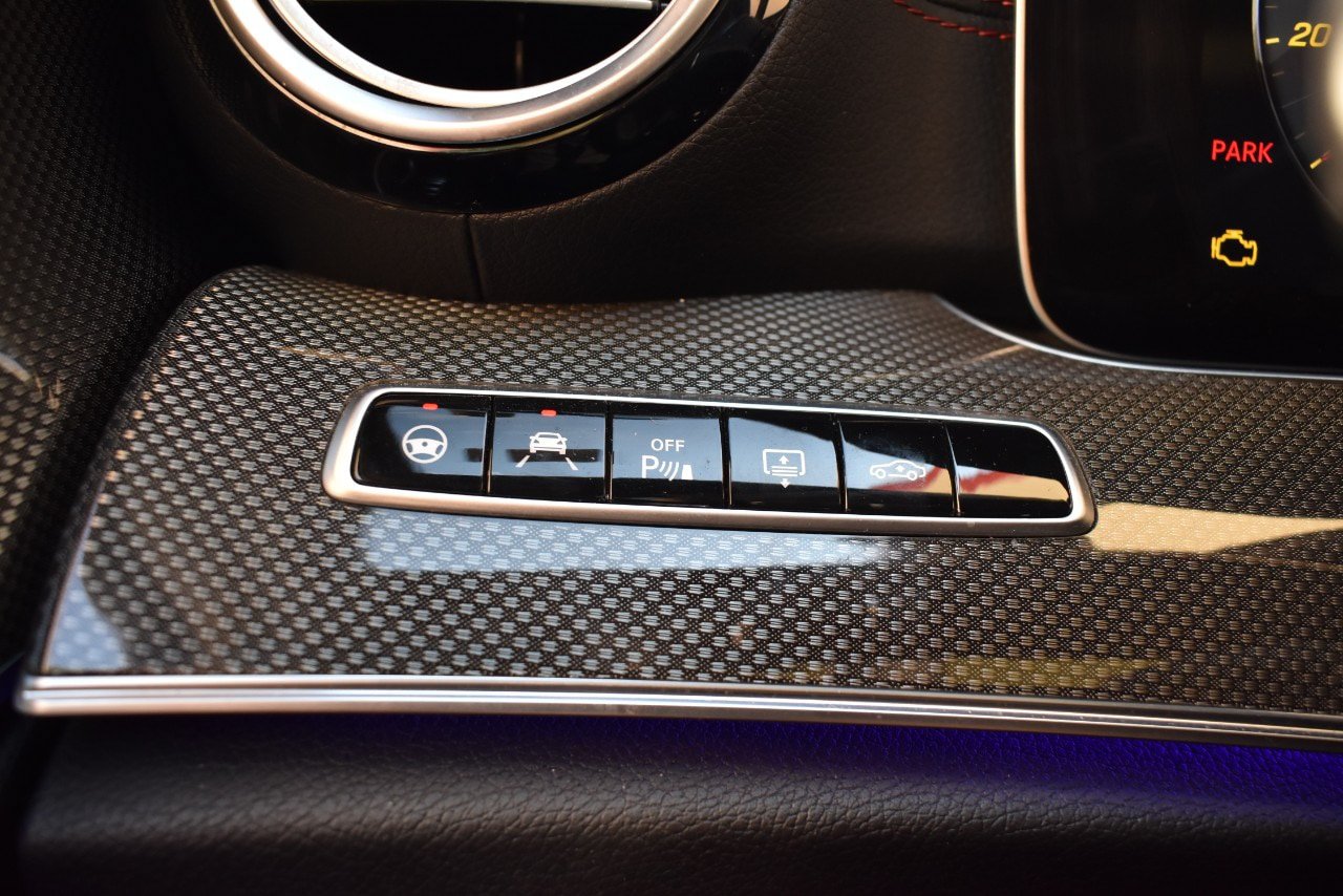 Used 2020 Mercedes-Benz E 53 AMG 4MATIC Sedan image 24