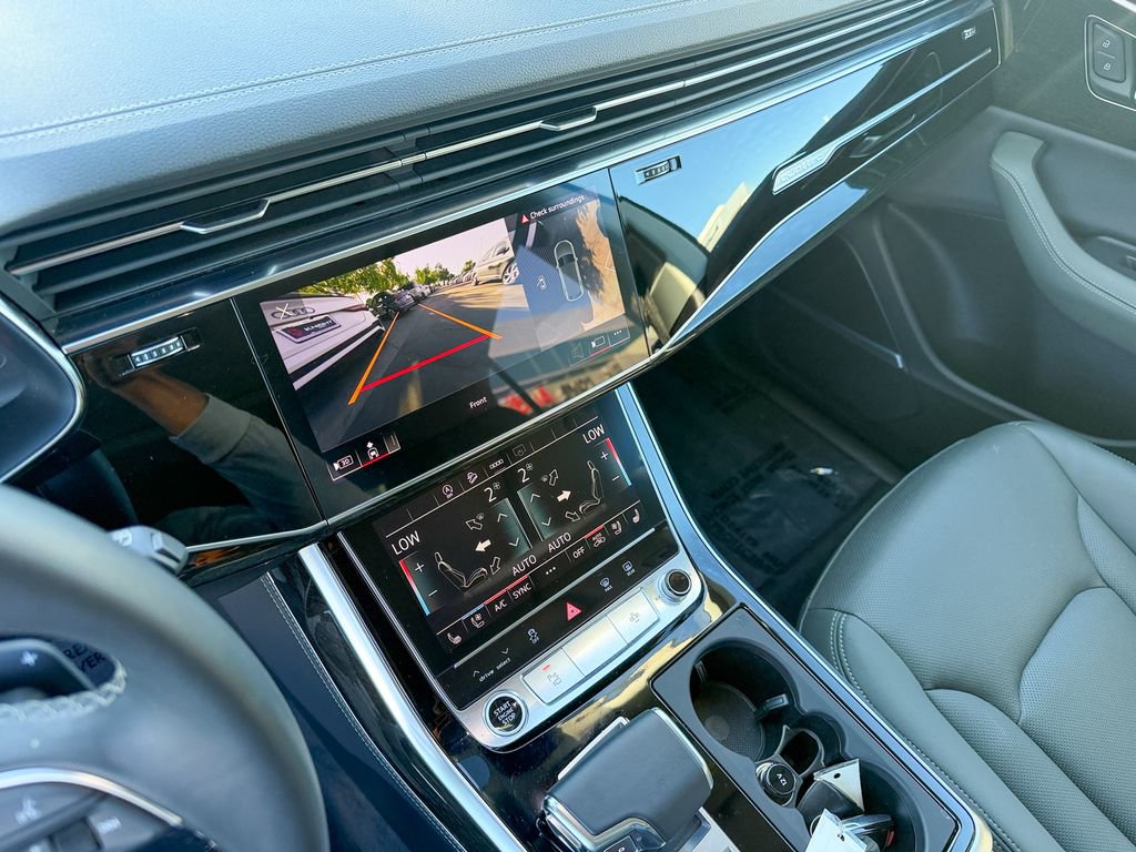 Used 2025 Audi Q8 Premium Plus w/ Premium Plus Package image 24