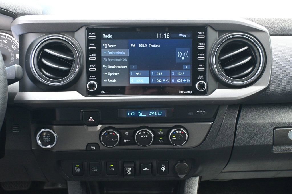 Used 2022 Toyota Tacoma TRD Off-Road image 15