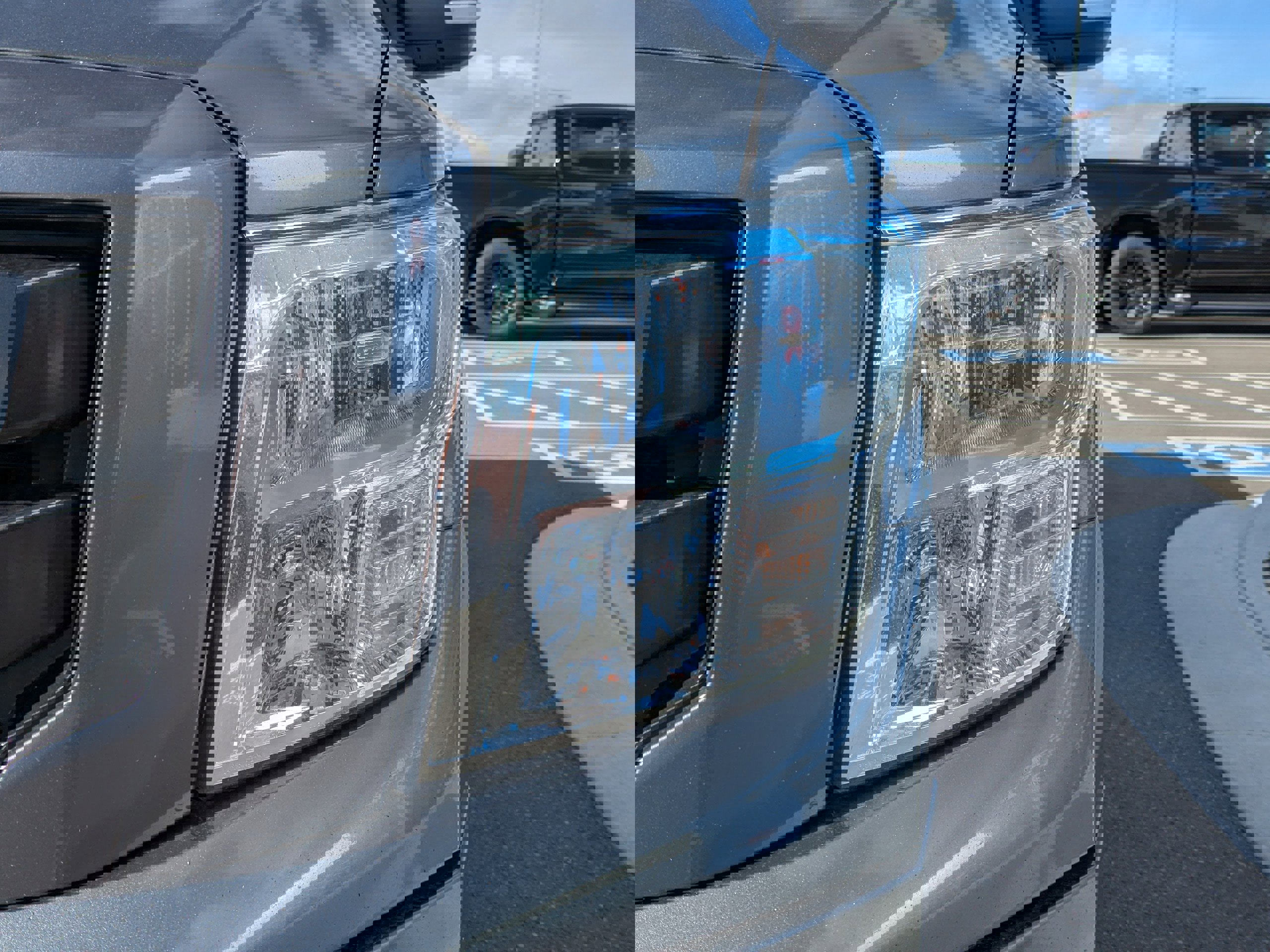 Used 2020 Nissan Titan SV w/ SV Convenience Package image 43