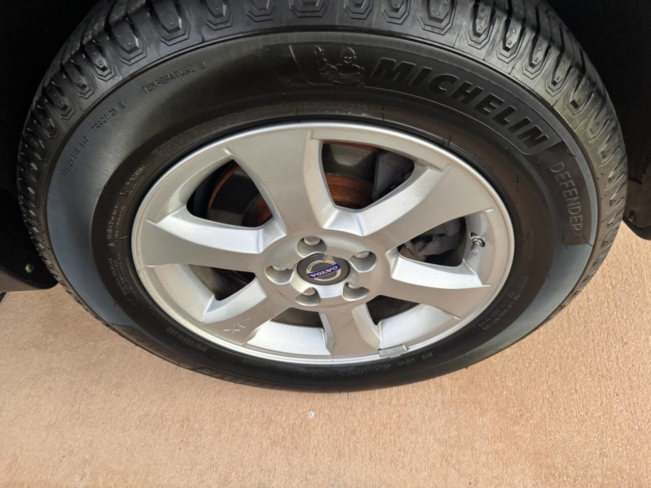 Used 2013 Volvo XC70 3.2 image 41