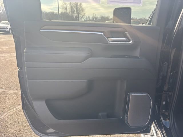 Used 2024 Chevrolet Silverado 2500 High Country image 15