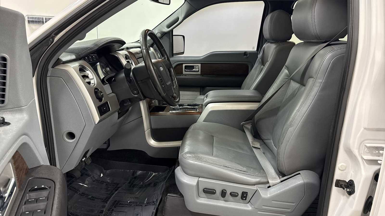 Used 2013 Ford F150 Lariat w/ Luxury Equipment Group image 13