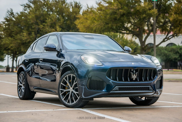 Used 2023 Maserati Grecale Modena image 16