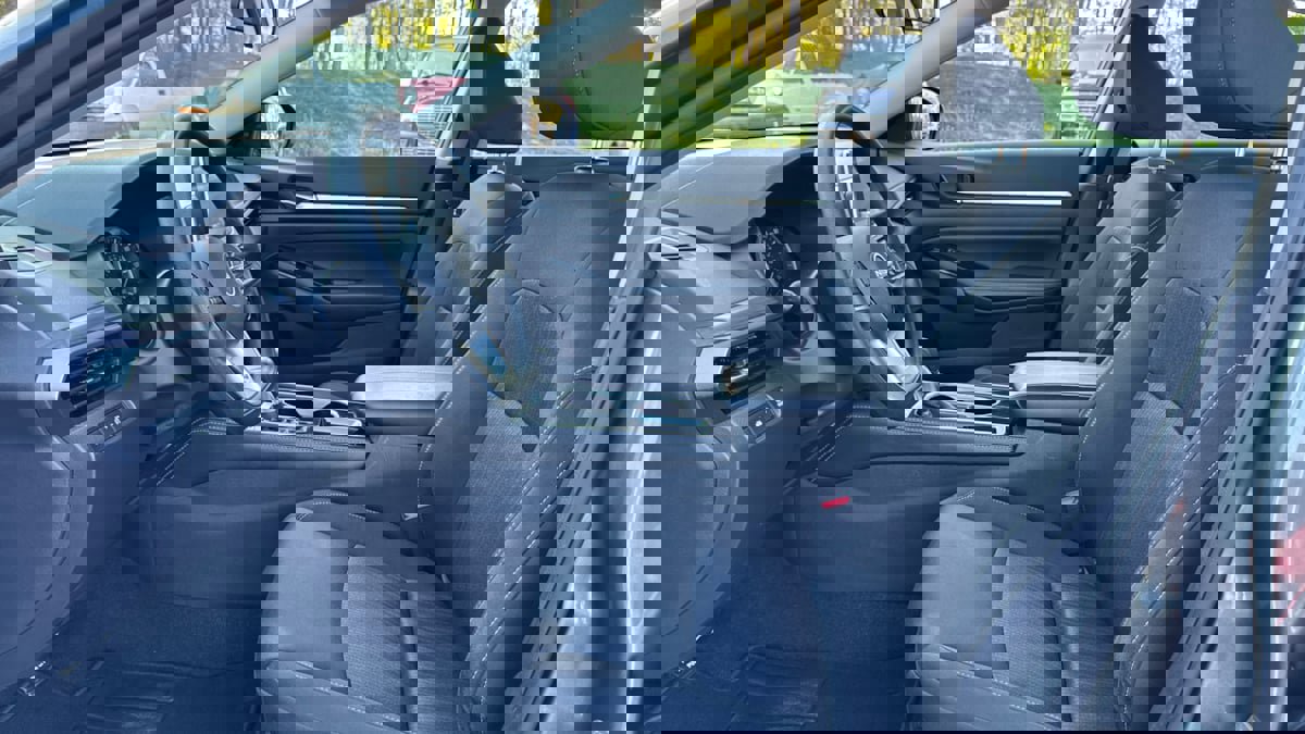 Used 2023 Nissan Altima 2.5 SV image 9