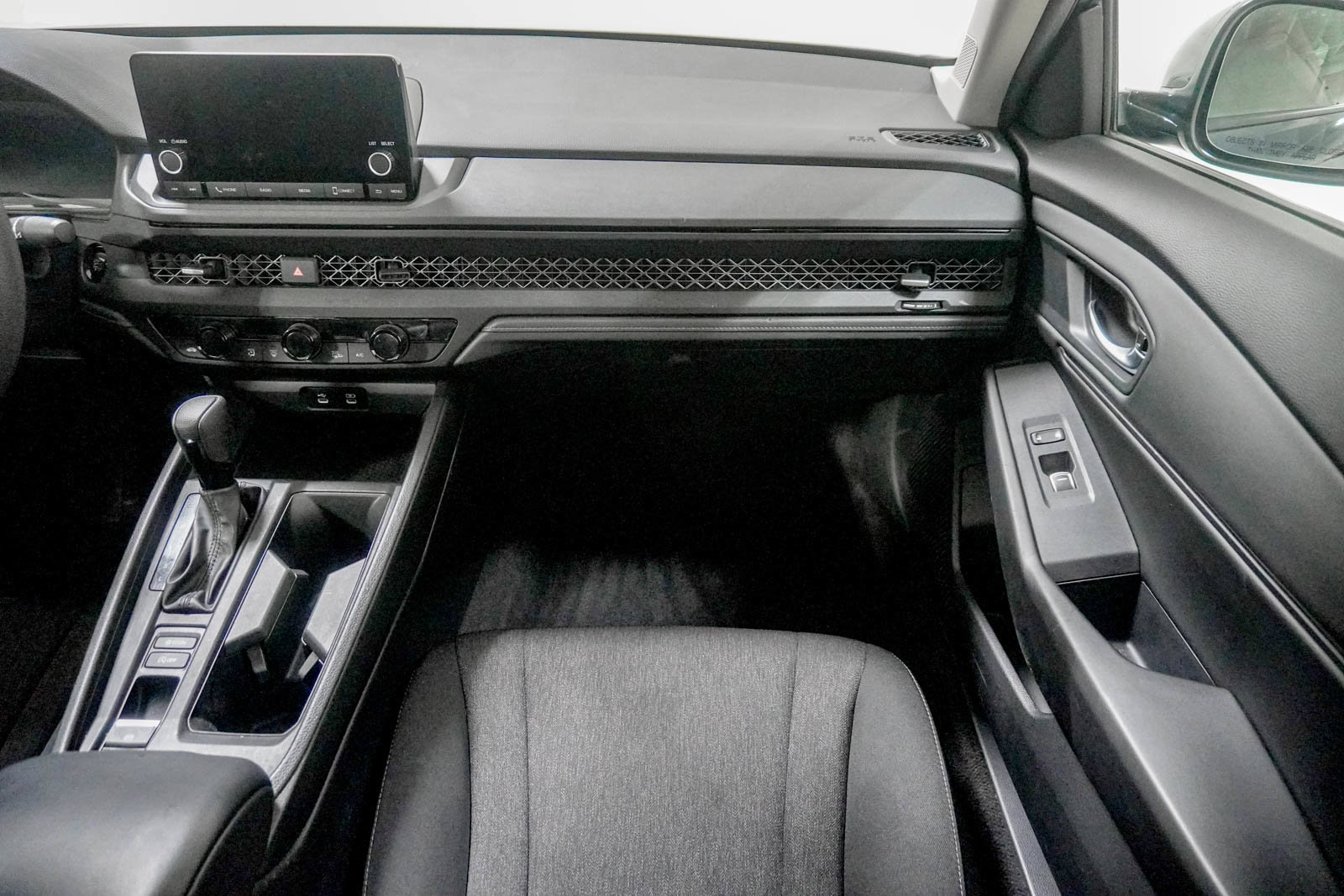 Used 2024 Honda Accord EX image 30