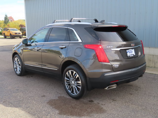 Used 2019 Cadillac XT5 Premium Luxury w/ Trailering Package AWD/4WD image 10