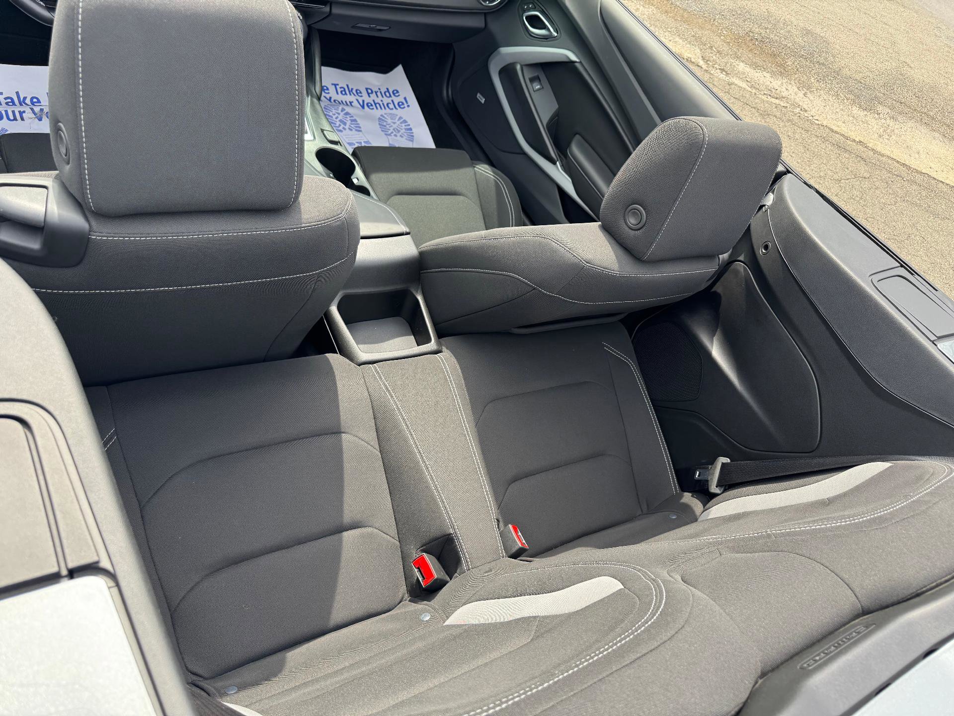 Used 2024 Chevrolet Camaro LT w/ Technology Package RWD image 30