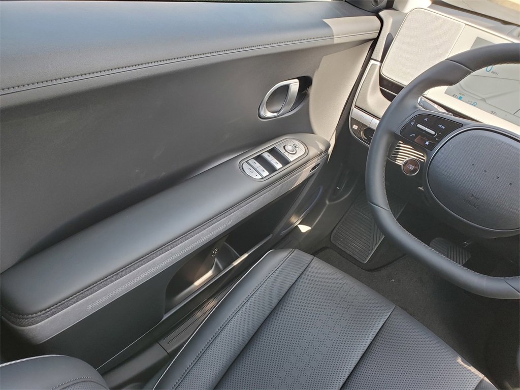 New 2024 Hyundai Ioniq 5 Limited image 29