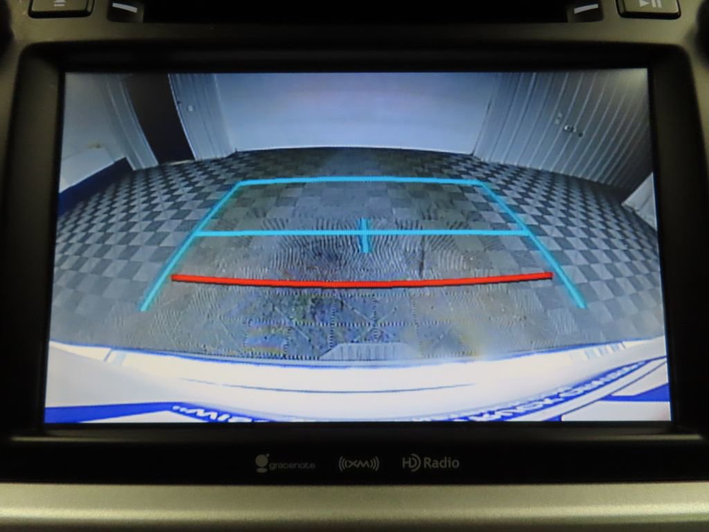 Used 2018 Toyota Highlander XLE image 19