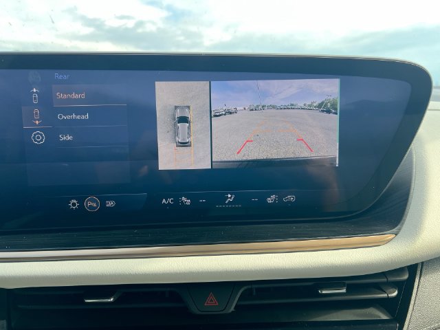 Used 2024 Buick Envision Avenir AWD/4WD image 33
