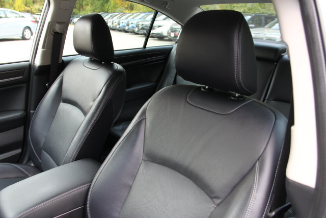 Used 2018 Subaru Legacy 3.6R Limited AWD/4WD image 19