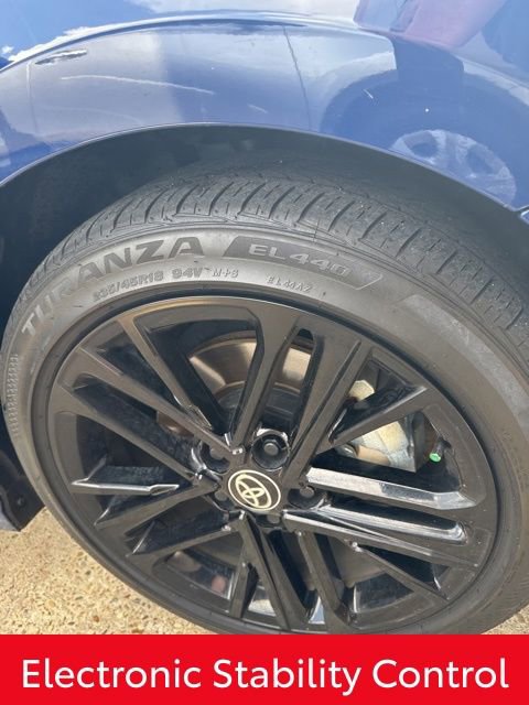 Used 2025 Toyota Camry SE w/ Convenience Package image 14