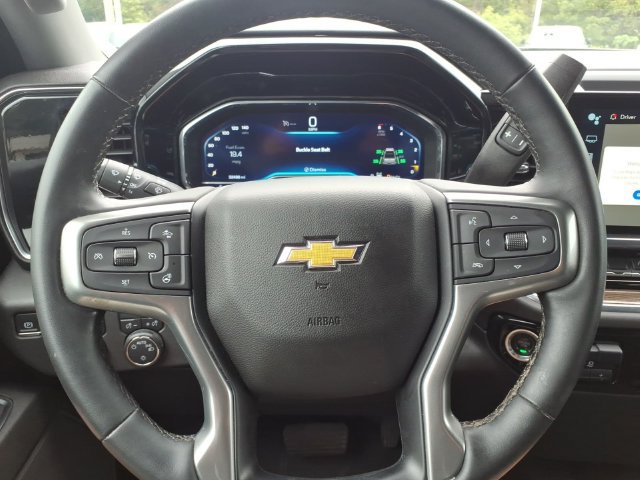 Used 2023 Chevrolet Silverado 1500 LT w/ Leather Package AWD/4WD image 30