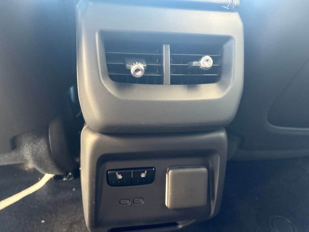 New 2026 Cadillac Optiq Luxury 2 image 12