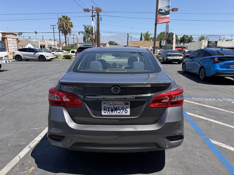 Used 2019 Nissan Sentra S w/ Appearance Package FWD image 6