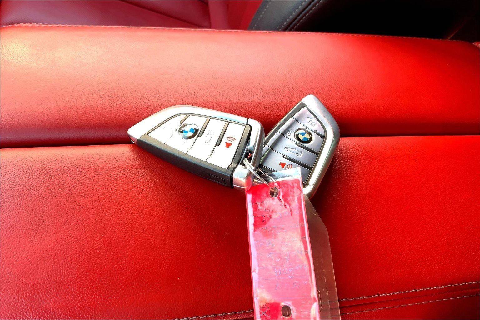 Used 2019 BMW M850i xDrive Convertible image 10