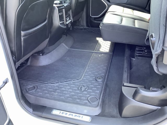 Used 2020 RAM 1500 Laramie image 28