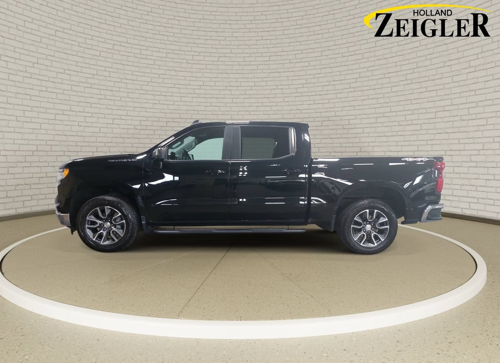Used 2024 Chevrolet Silverado 1500 LT AWD/4WD image 8