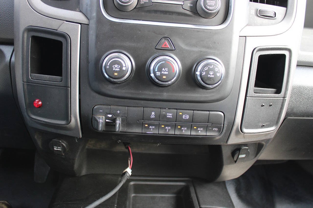Used 2016 RAM 5500 Tradesman w/ Power & Remote Entry Group AWD/4WD image 40