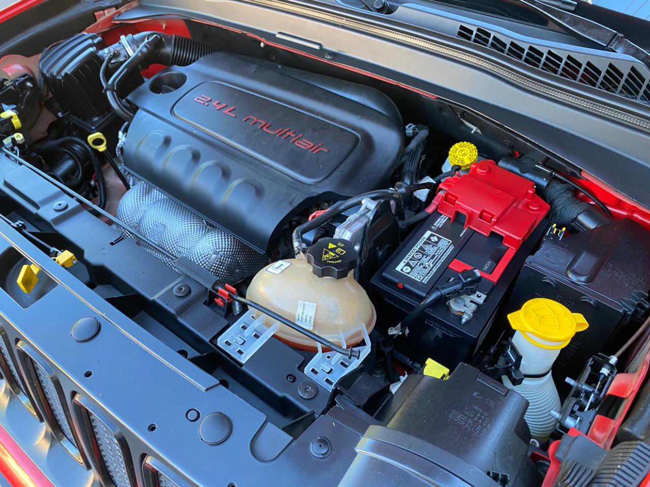 Used 2018 Jeep Renegade Altitude w/ Popular Equipment Group image 16