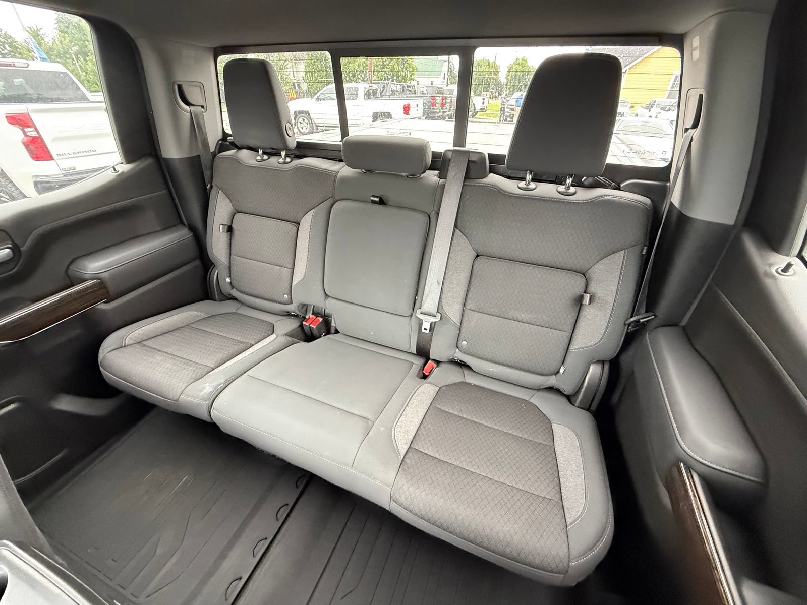 Used 2020 GMC Sierra 1500 Elevation w/ Elevation Value Package AWD/4WD image 16