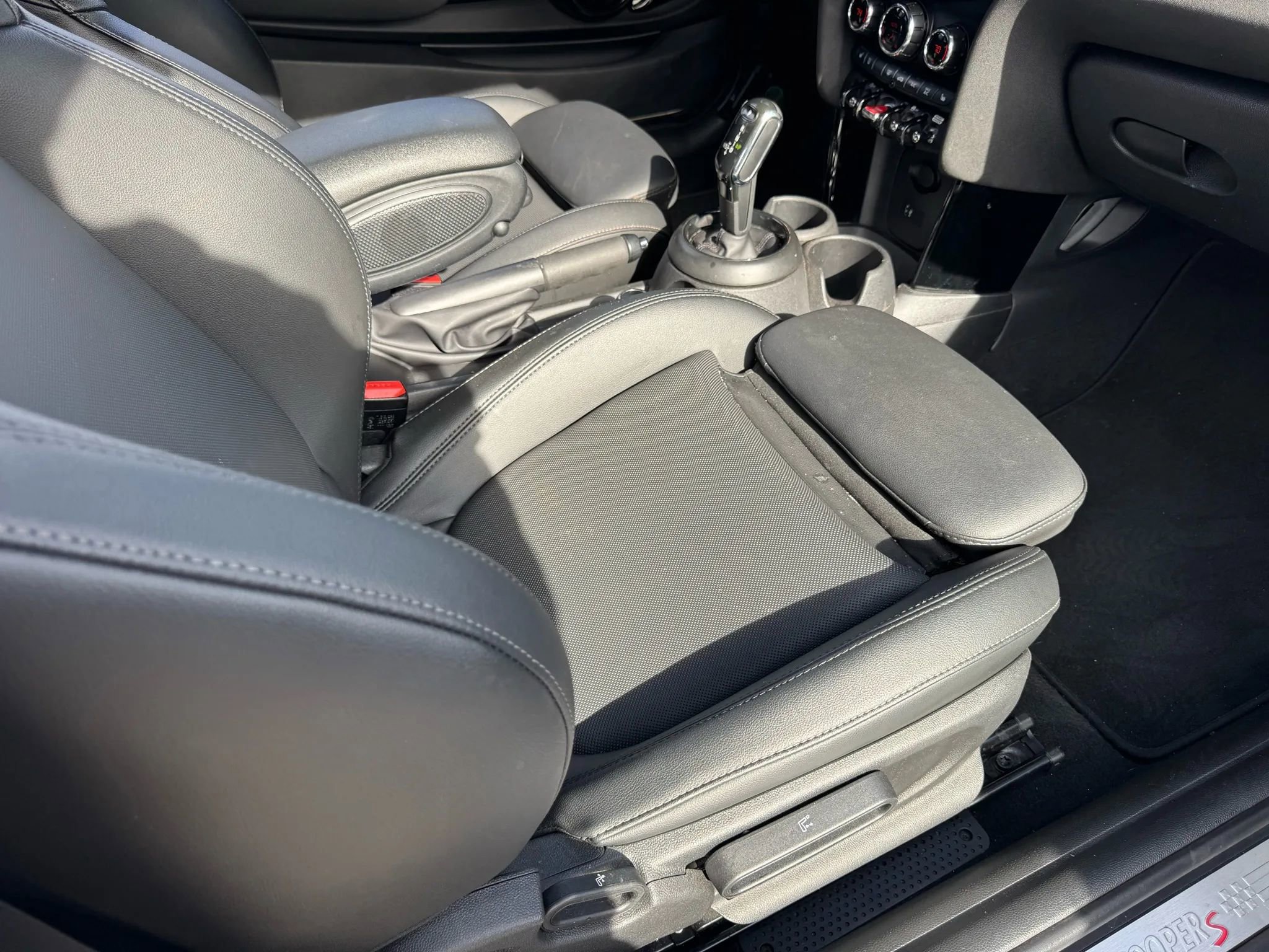 Used 2022 MINI Cooper S FWD image 33