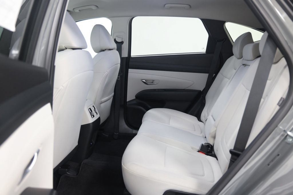 Certified 2025 Hyundai Tucson SEL AWD/4WD image 20