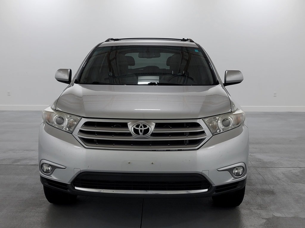 Used 2013 Toyota Highlander SE AWD/4WD image 3