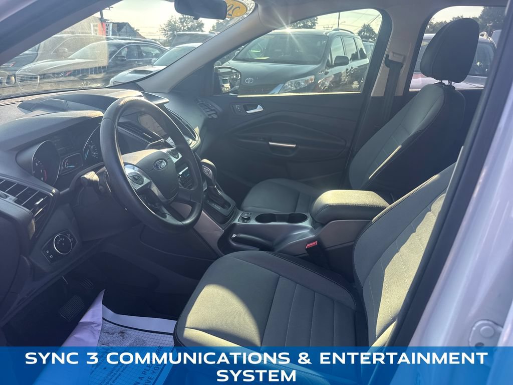 Used 2016 Ford Escape SE w/ Equipment Group 201A AWD/4WD image 9