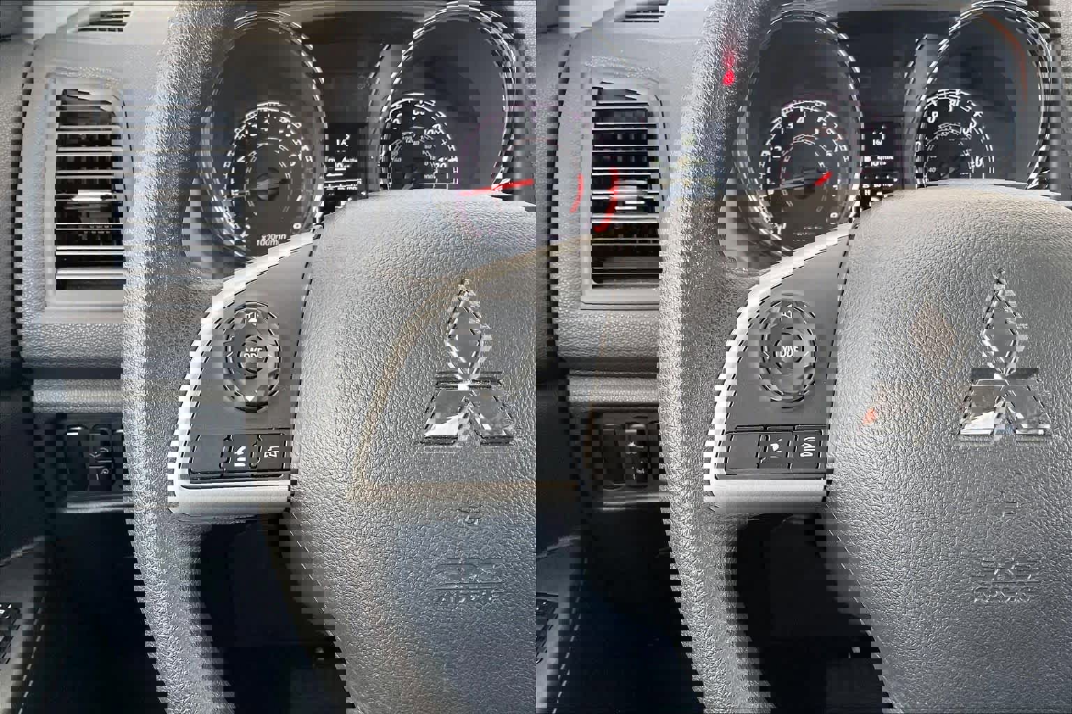 Used 2025 Mitsubishi Outlander Sport ES image 23