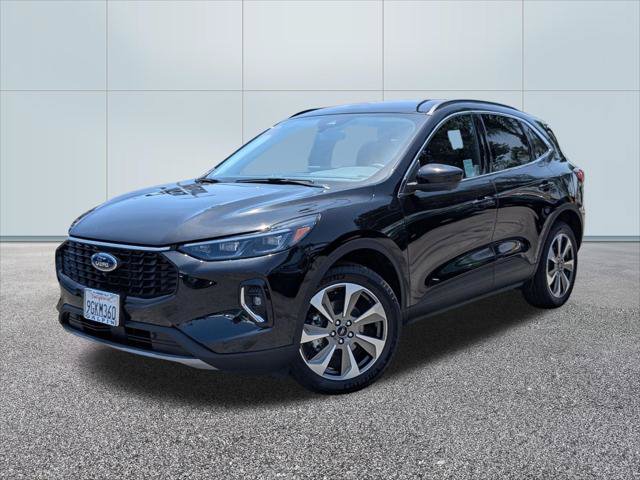 Certified 2023 Ford Escape Platinum AWD/4WD image 1