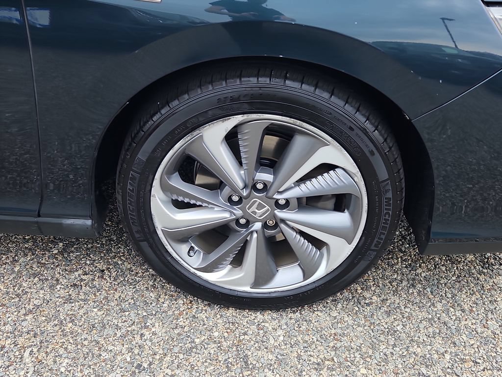 Certified 2019 Honda Clarity Plug-In Hybrid image 10