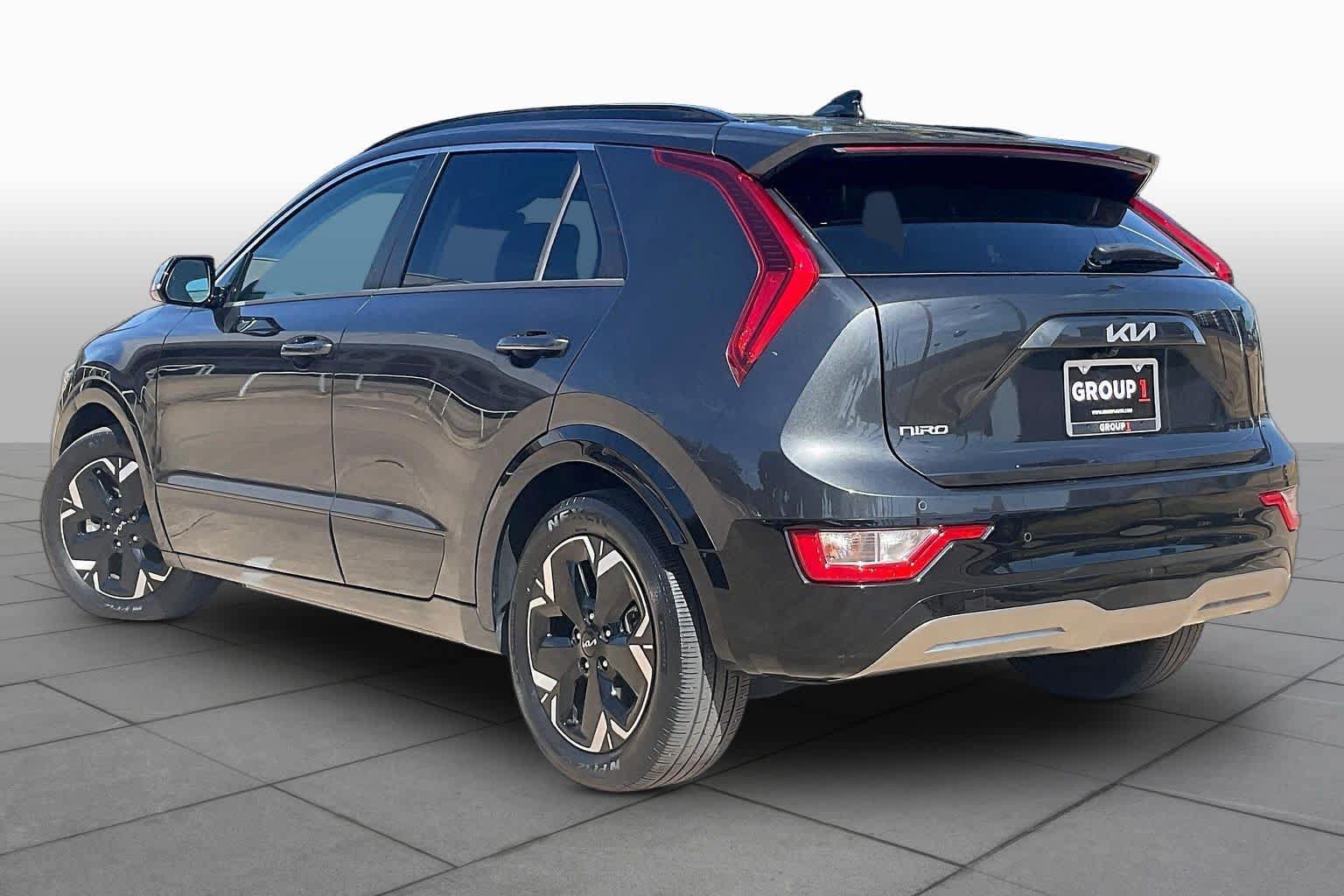 Used 2023 Kia Niro Wind w/ Wind Preserve Package FWD image 11