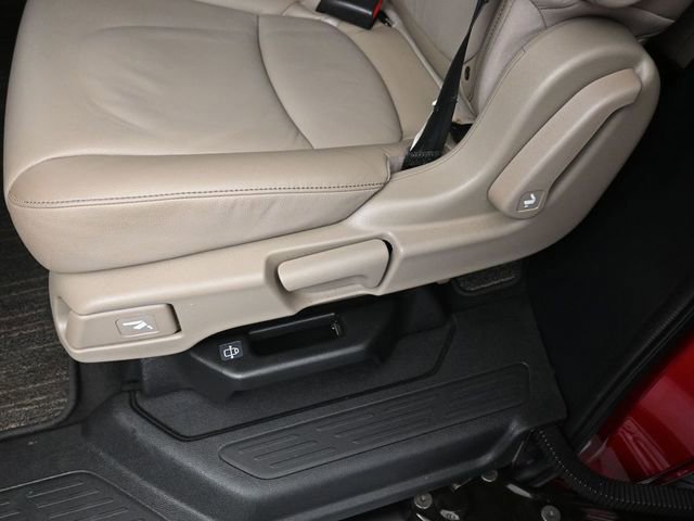 Certified 2024 Honda Odyssey Touring image 36