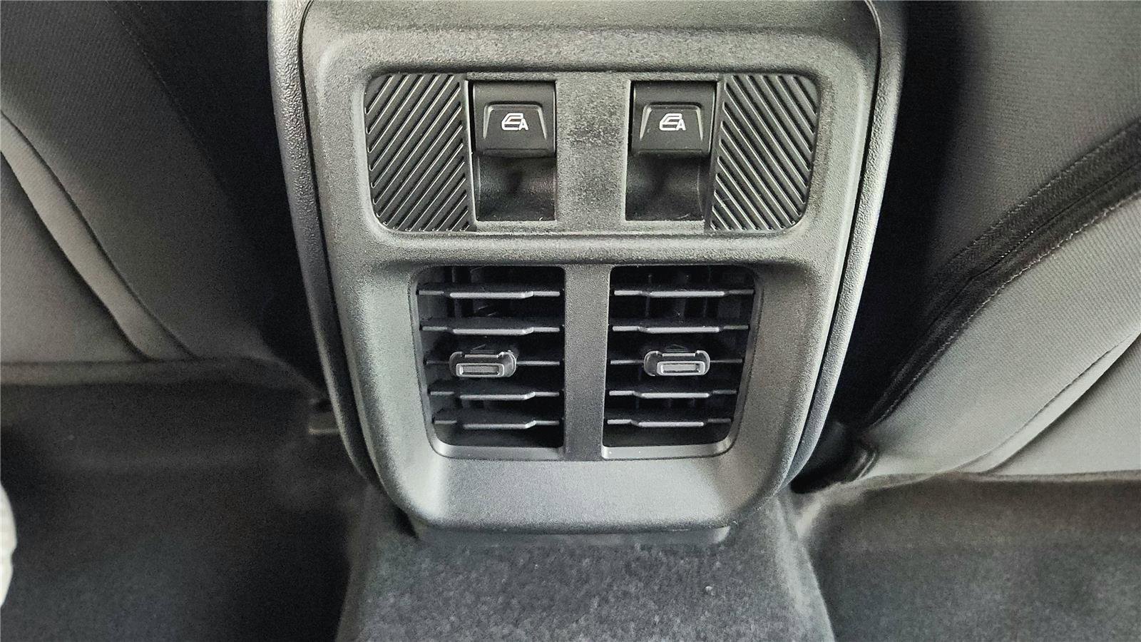 New 2025 Ford Bronco 4-Door image 26