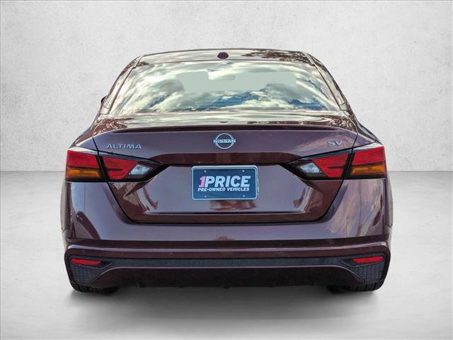 Used 2024 Nissan Altima 2.5 SV image 7