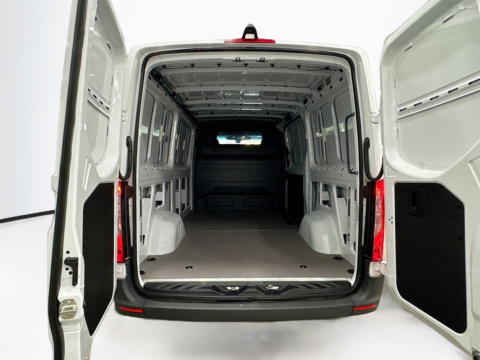 Certified 2025 Mercedes-Benz Sprinter 2500 image 24