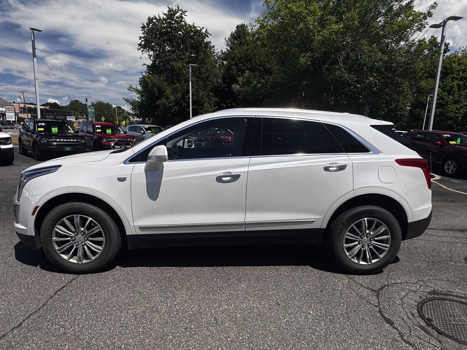 Certified 2019 Cadillac XT5 Luxury AWD/4WD image 4