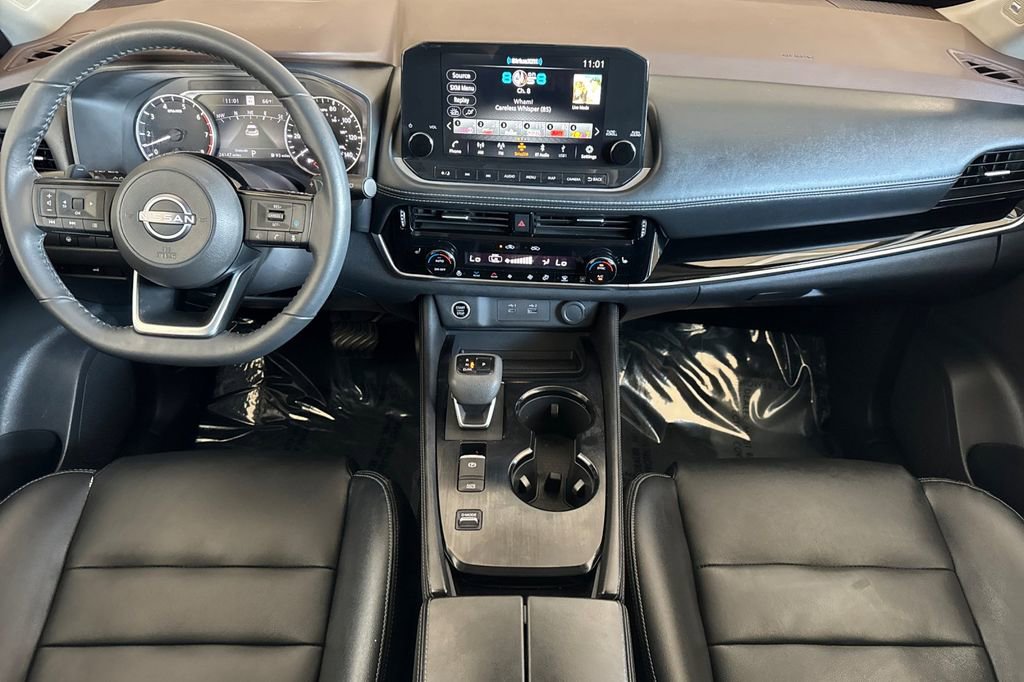 Used 2022 Nissan Rogue SL w/ SL Premium Package image 4