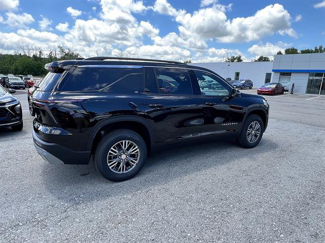 New 2026 Chevrolet Traverse LT w/ LPO, Floor Liner Package FWD image 6