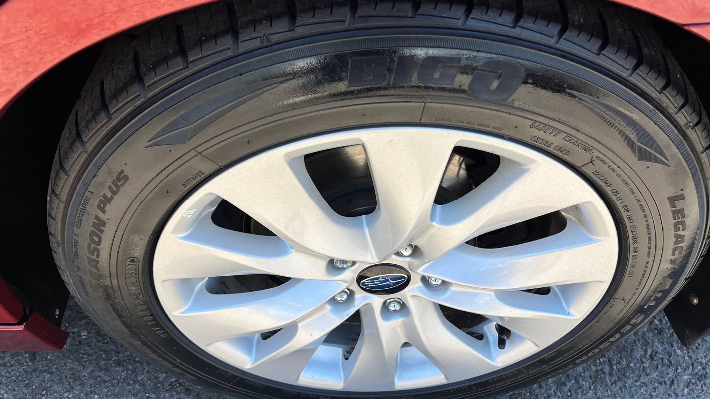 Used 2017 Subaru Legacy 2.5i Premium AWD/4WD image 22