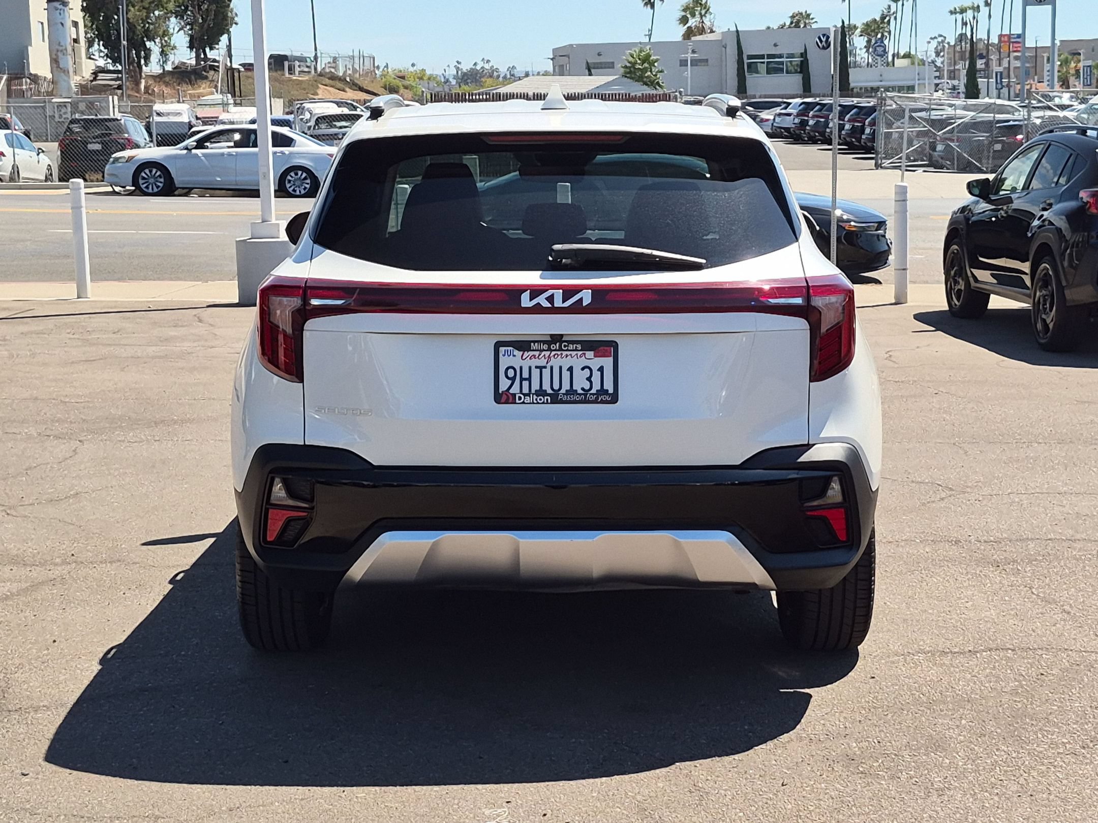 Used 2024 Kia Seltos EX FWD image 7